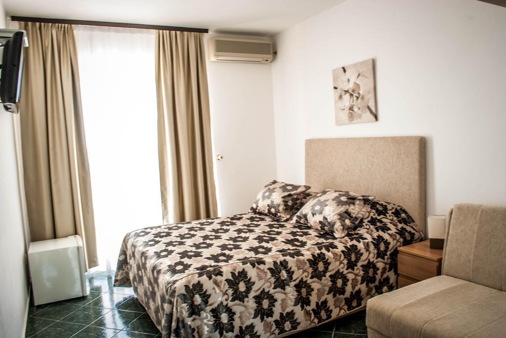 Apartments & Rooms Elite Dobra Voda Rom bilde
